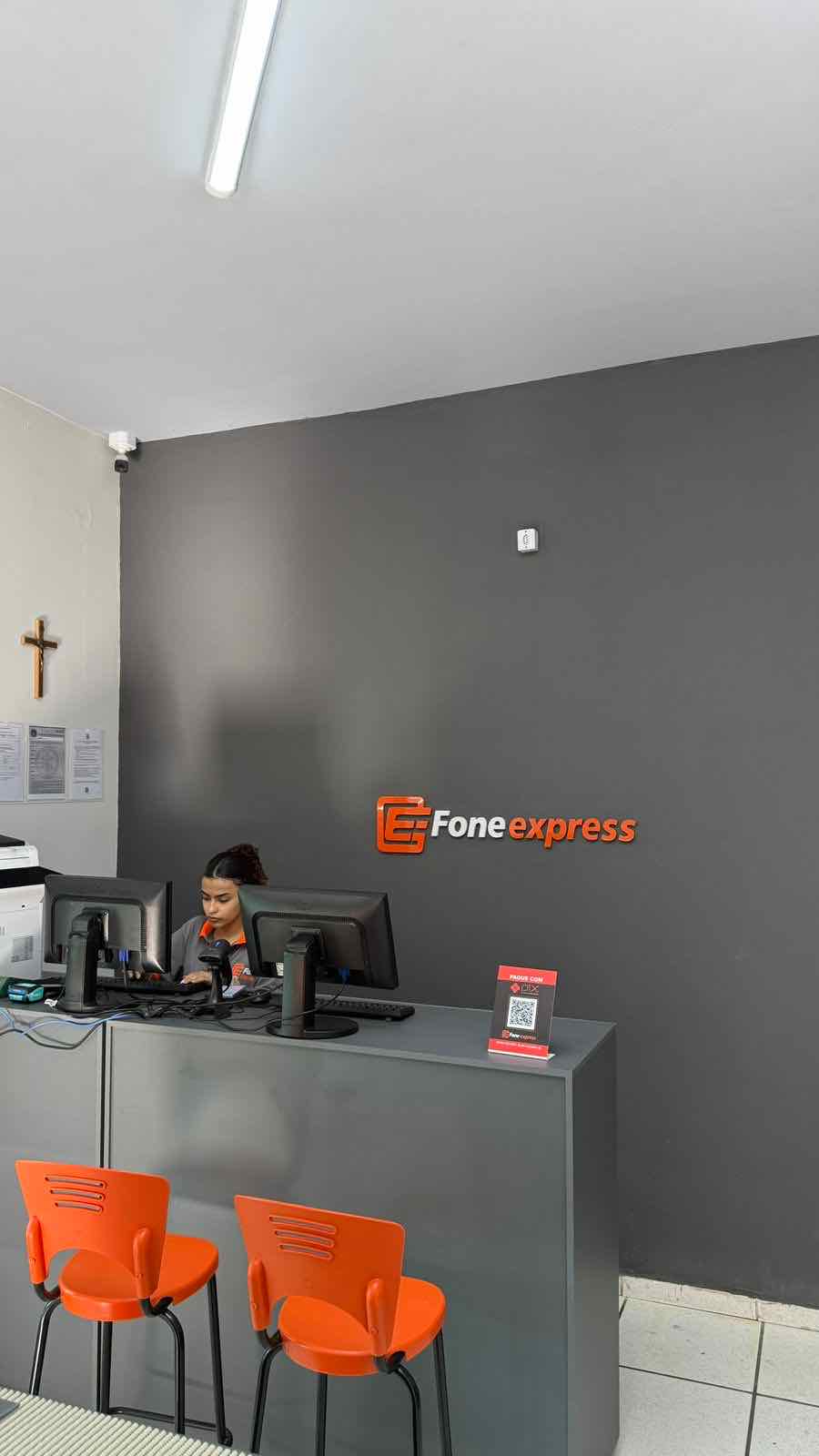 Interior da Loja Fone Express 4